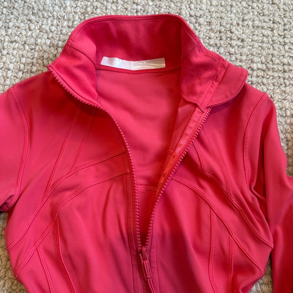Salmon/Coral Waist-length Lululemon Define Jacket - Picture 4 of 15